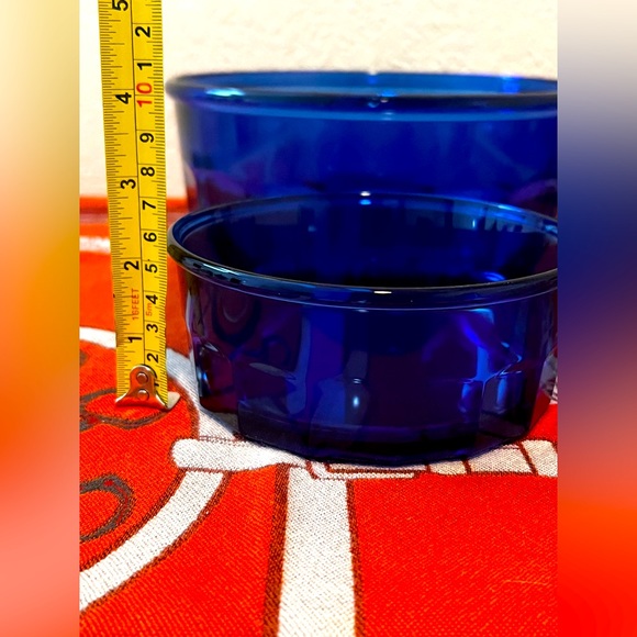 9" Vintage Arcoroc Serving Bowl & 5.5” Cobalt Blue Made In France Set Of 2 - Picture 5 of 7